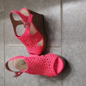 Womens hot pink wedge sandals